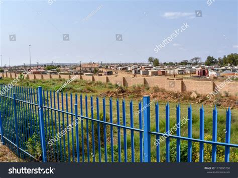 6,006 African slum Images, Stock Photos & Vectors | Shutterstock