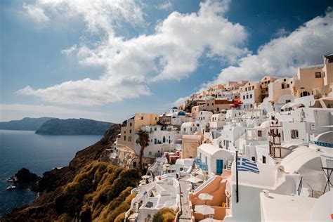 Complete Oia Santorini Travel Guide - Dana Berez