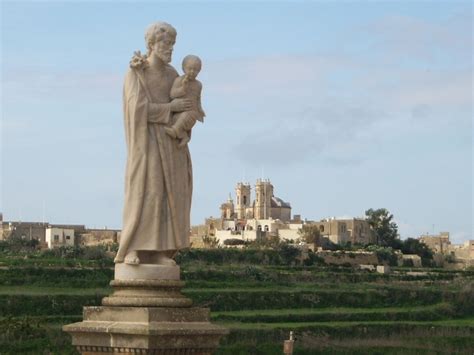 ST. PAUL WITH CHILD, MALTA | Travel photos, Photo, Greek statue