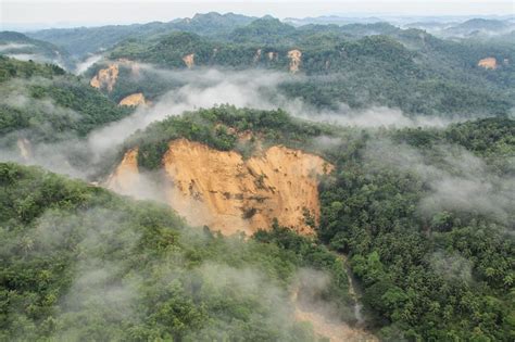 Byahero: Bohol Earthquake: Aerial view of Chocolate Hills