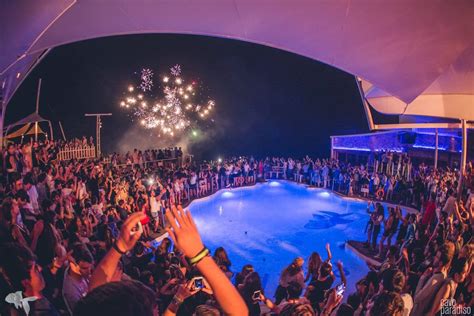 Mykonos Party: Information about the nightlife in Mykonos island