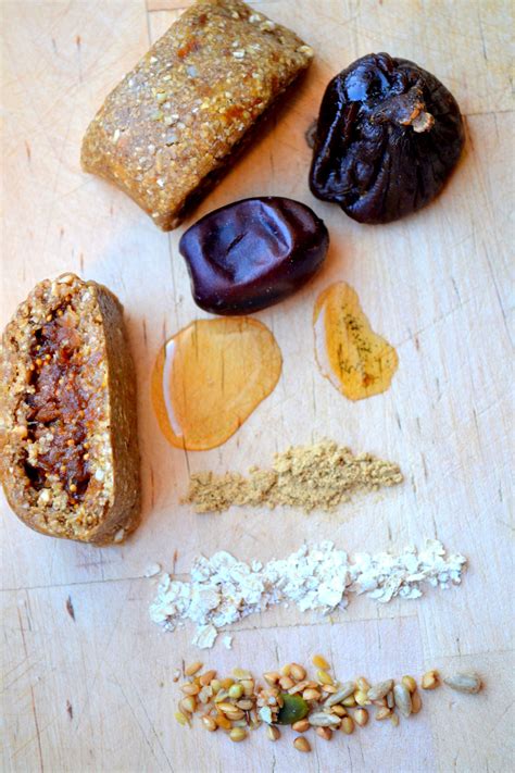 Ingredients - Dry figs, oat, dates, all spice, vanilla and agave nectar ...