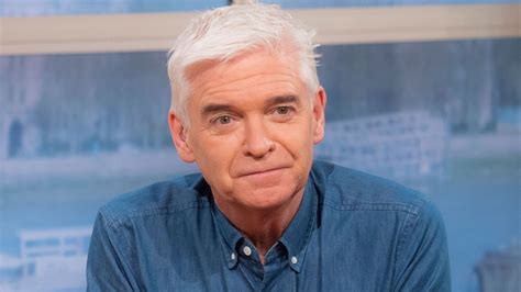 Phillip Schofield: ITV boss denies turning 'blind eye' to former This ...