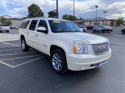 Pre-Owned 2009 GMC Yukon XL Denali With Navigation & AWD