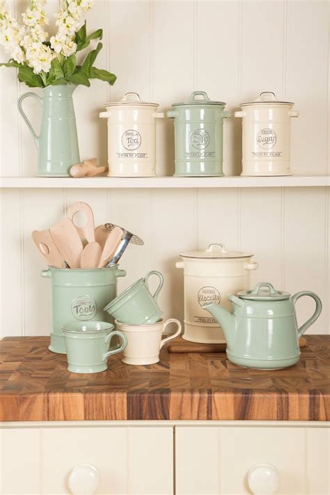 34 Vintage Kitchen Decor Ideas for a Timeless Retro Look