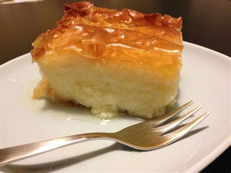 Ancient Greek Recipes Desserts : Baklava Cheesecake | Greek desserts ...