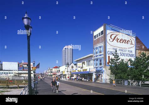 BOARDWALK SHOPS ATLANTIC CITY NEW JERSEY US Stock Photo - Alamy