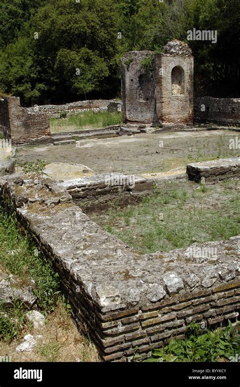 Albania. Butrint. ruins of a house or gym Stock Photo - Alamy