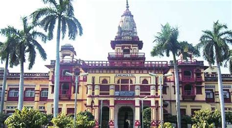 Banaras Hindu University won’t allow anyone with face covered to enter ...