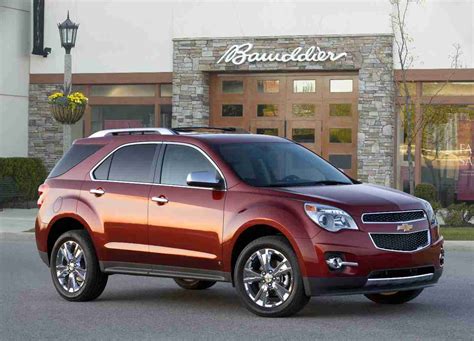 2010 Chevy Equinox Car Review by Car Expert Lauren Fix, The Car Coach