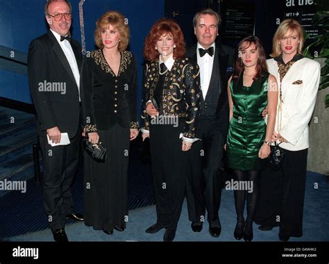 Robert Wagner and family Stock Photo: 106273302 - Alamy