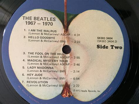 TBT Vinyl: The Beatles, The Red Album / The Blue Album – Social Geek Blog