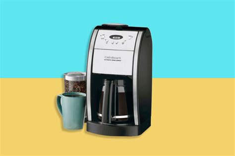 This Cuisinart Coffee Maker (With a Built-In Grinder) Is 30 Percent Off ...