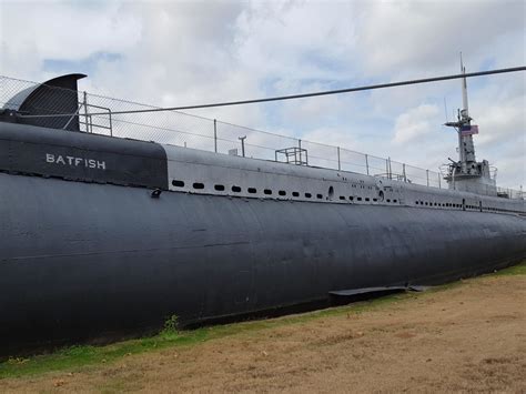 Veterans Saved the USS Batfish (SS-310) By Moving It to a Soybean Field ...