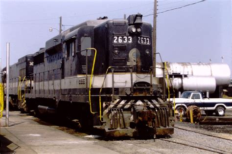 SR Southern Railway GP30 Diesel Locomotive Chesapeake Virginia 1978 ...