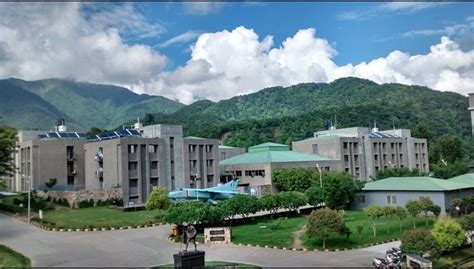 UPES Dehradun - Admission 2024, Courses, Fee Structure