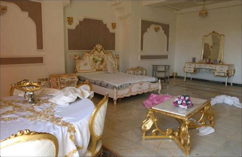 Inside Saddam Hussein Palaces