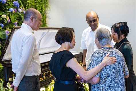 Singapore leaders pay tribute to late banking tycoon Wee Cho Yaw ...