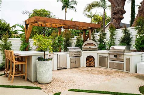 Luxury Outdoor Kitchen: 5 Opulent Ideas & Your Best Option