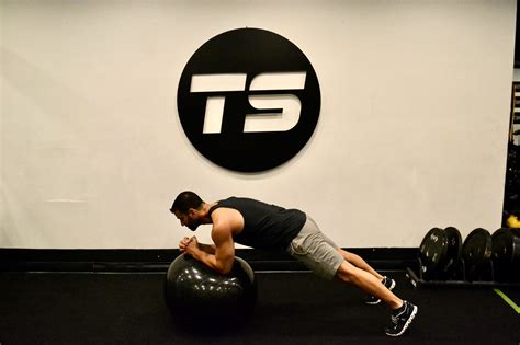 The 5 Best Balance Ball Exercises to Improve Stability | The Healthy