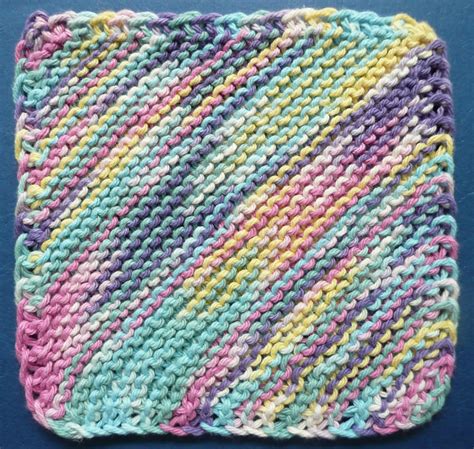 Perfect One-Ounce Dishcloth - FREE Patterns