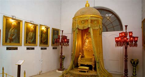 Nizam Museum Hyderabad, timings, entry ticket cost, price, fee ...