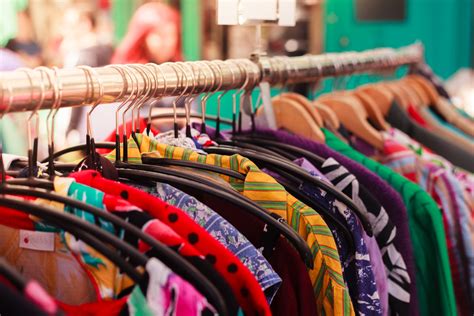 How to Organise a Clothes Swap | Eco-Age