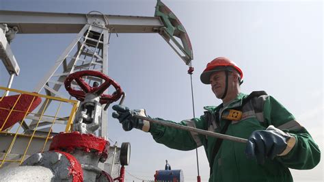 Oil: OPEC+ seen sticking to output policy as prices hover near record ...