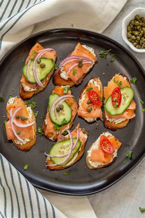 Smoked Salmon Appetizer (Salmon Crostini)