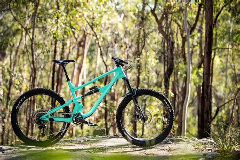 FIRST LOOK: Revel Bikes Rail - Australian Mountain Bike | The home for ...