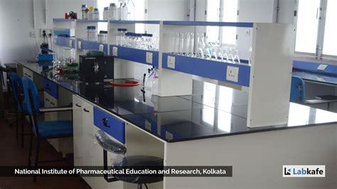 Lab workbench ‒ The Most Common Lab Furniture | Labkafe