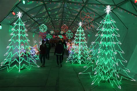 Gull Meadow Farms Christmas: Walk Through the Lights & Santa Visits ...