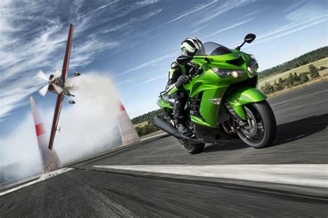 2014 Kawasaki ZZR1400 - Gallery | Top Speed