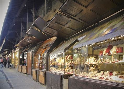 Ponte Vecchio: A Medieval Bridge of Shops | Amusing Planet