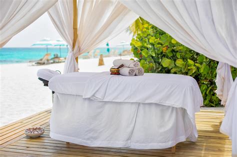 Top 7 Luxury Hotels and Resorts in Anguilla - Caribbean - Luxury Hotel ...