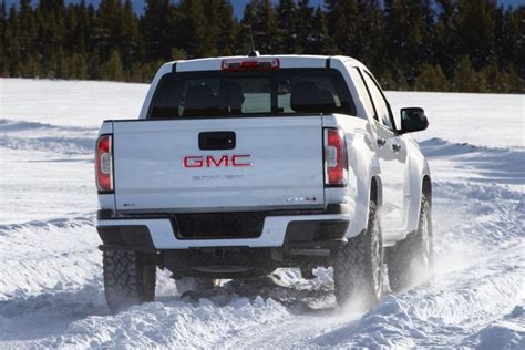 GMC Canyon Leveling Kit Becomes Available | GM Authority