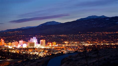 Reno | Reno Hotels & Casinos, Reno Airport, Restaurants & Things to Do