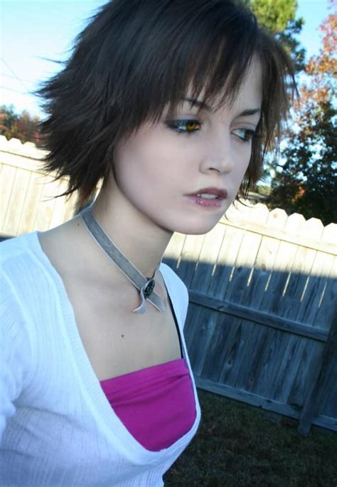 Alice Cullen Cosplay | Punk hair, Flippy hair, Short hair syles