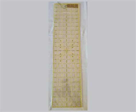 Quilting Ruler 6x24 Inch - Beaute Quilt Fabrics