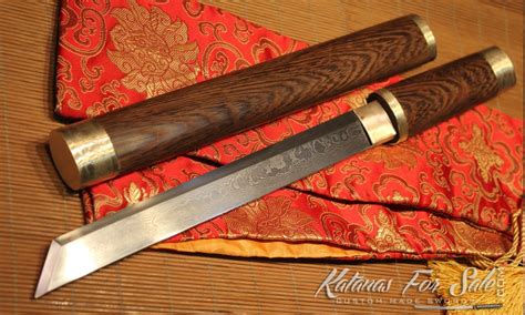 The Japanese Tanto & Its Rich Historical Accounts - Katanas For Sale