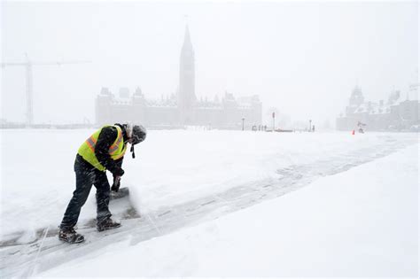 Environment Canada's winter forecast predicts above normal temperatures ...