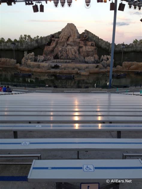 5 Things You Didn't Know About Fantasmic! - AllEars.Net