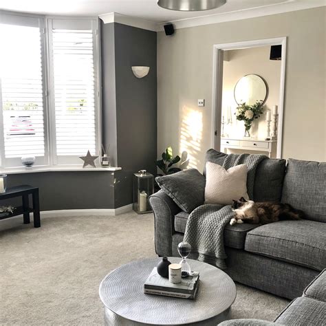 Grey and Cream Living Room | Living room decor gray, Grey walls living ...