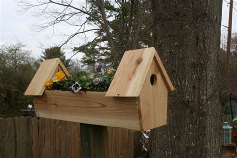 Cute Yard Crafts - Birdhouse Plans With Adorable Designs