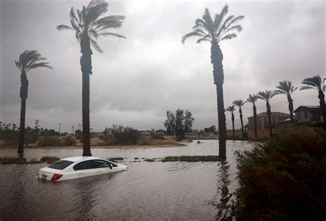 Hilary hits California and Nevada as airlines cancel flights and issue ...