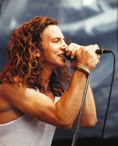 (99+) Tumblr | Eddie vedder, Pearl jam eddie vedder, Eddie