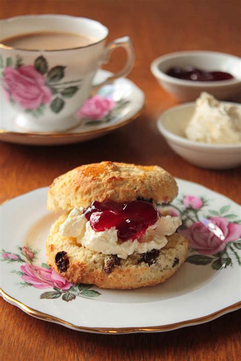 Scones for the perfect Afternoon Tea | Anne's Kitchen