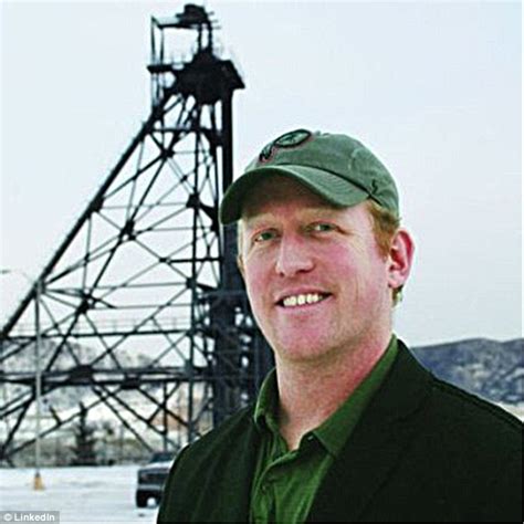 Rob O'Neill named as Seal Team Six hero who killed Osama bin Laden ...