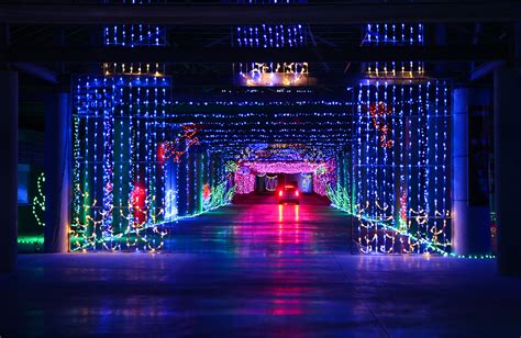 Glittering Lights - Drive-Thru Christmas Light Experience At Las Vegas ...