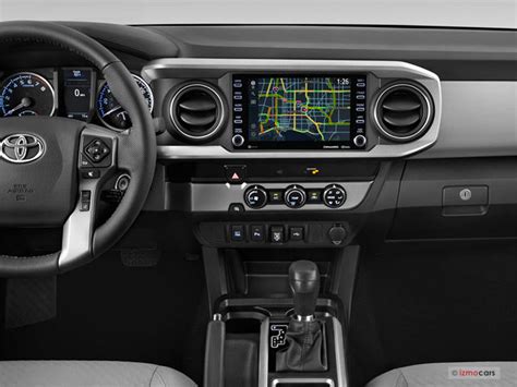 2023 Toyota Tacoma: 213 Interior Photos | U.S. News